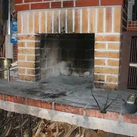 Apartman Vuskovic דירה